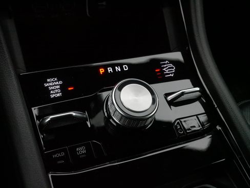 Used 2023 Jeep Grand Cherokee L Overland image 24