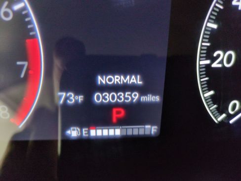 Used 2024 Honda CR-V EX image 16