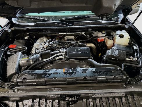 Certified 2024 Chevrolet Silverado 3500 LT image 40