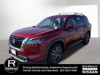 Used 2024 Nissan Pathfinder SL w/ SL Premium Package