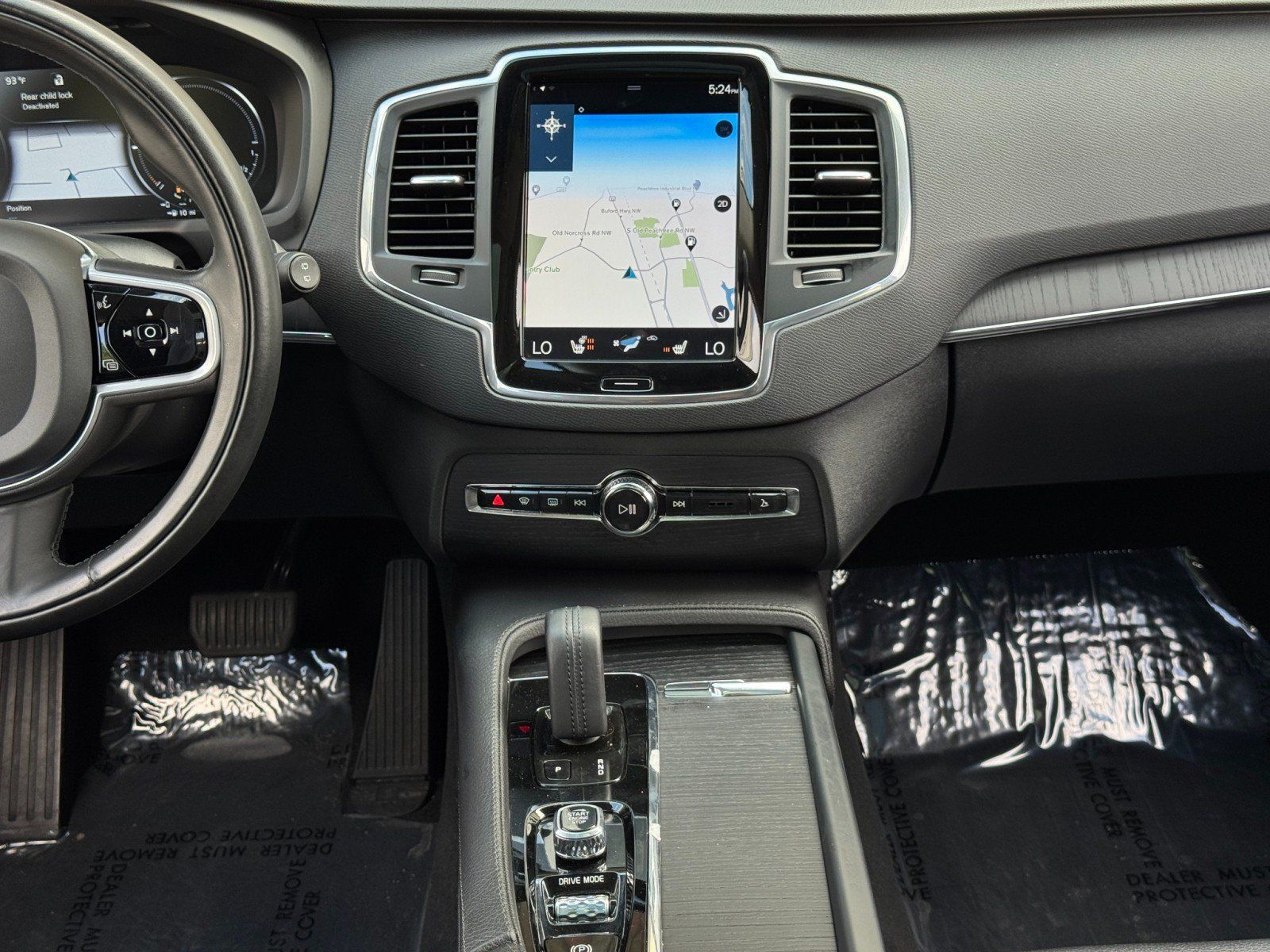 Used 2020 Volvo XC90 T8 Momentum w/ Protection Package Premier AWD/4WD image 24