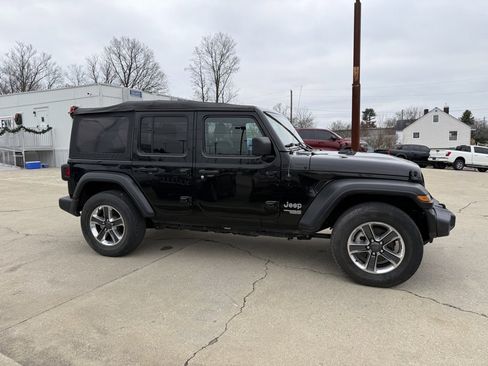 Used 2021 Jeep Wrangler Unlimited Sport image 5