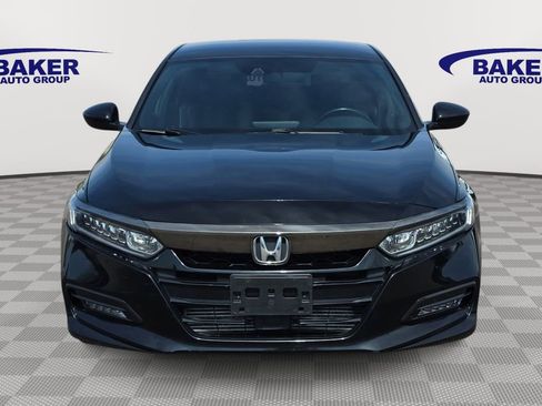 Used 2019 Honda Accord Sport image 2