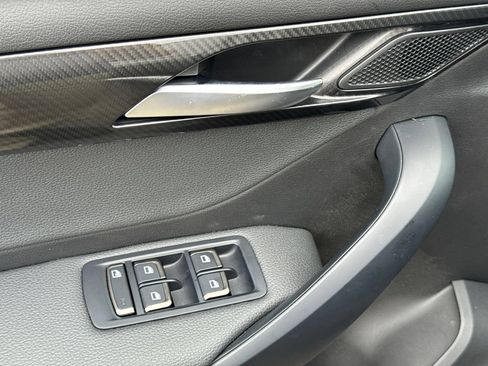 New 2025 VinFast VF 8 Eco AWD/4WD image 27