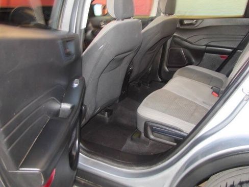 Used 2022 Ford Escape SE w/ Convenience Package FWD image 13