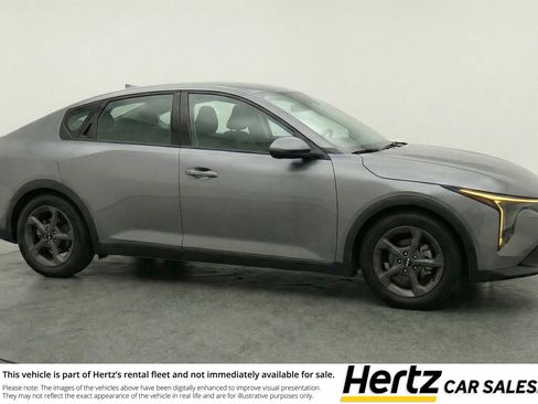 Used 2025 Kia K4 FWD image 1