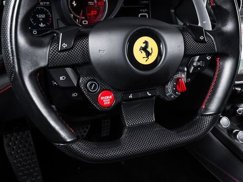 Used 2019 Ferrari GTC4Lusso AWD/4WD image 37