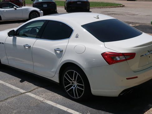 Used 2020 Maserati Ghibli RWD image 6