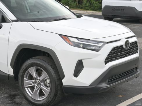 Used 2025 Toyota RAV4 XLE w/ Convenience Package FWD image 29