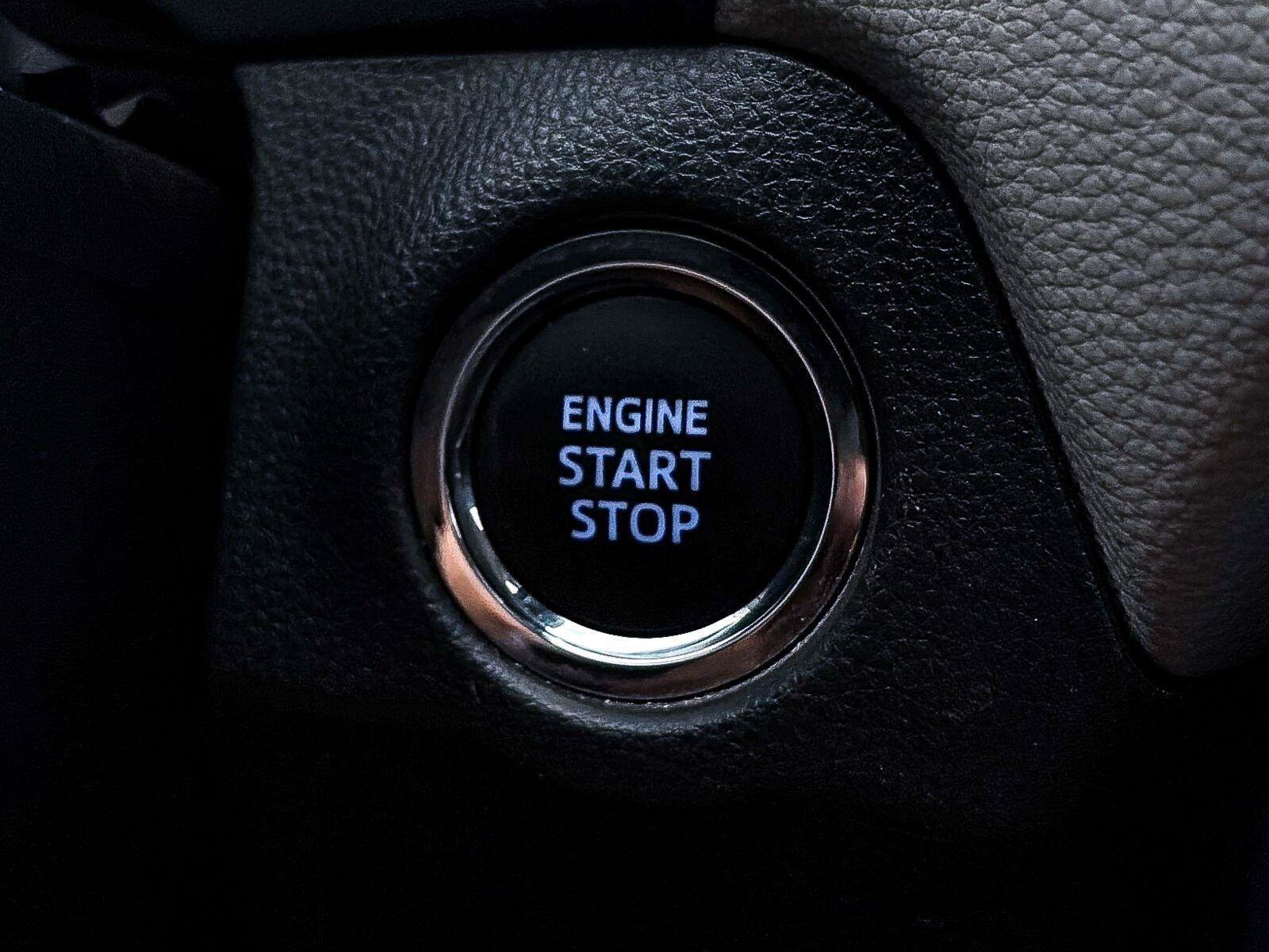 Used 2023 Toyota RAV4 XLE Premium FWD image 24