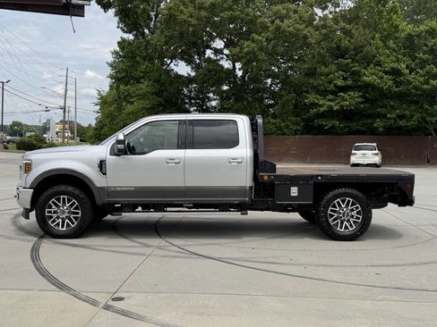 Used 2019 Ford F350 Lariat w/ Lariat Value Package AWD/4WD image 26