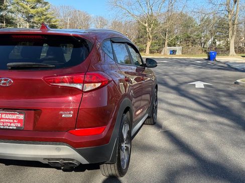 Used 2018 Hyundai Tucson Sport image 6
