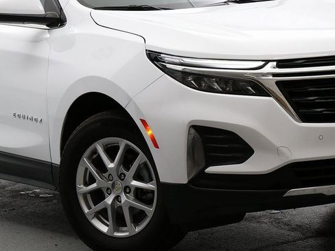 Used 2024 Chevrolet Equinox LT w/ LPO, Floor Liner Package image 3