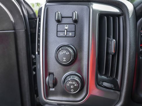 Used 2018 Chevrolet Silverado 2500 LT w/ All Star Edition AWD/4WD image 21