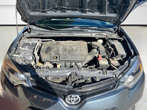 Used 2016 Toyota Corolla LE image 26
