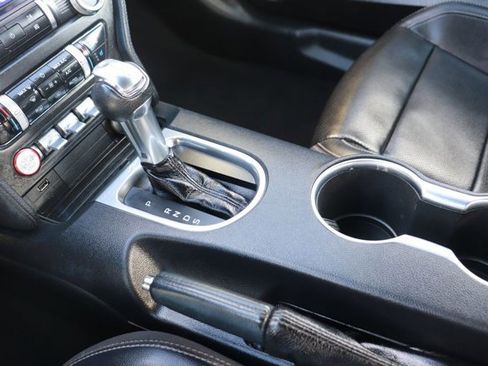 Used 2022 Ford Mustang Premium image 17