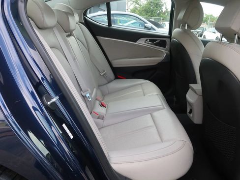 Used 2019 Genesis G70 2.0T Sport RWD image 23