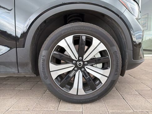 Used 2023 Volvo C40 P8 Recharge Plus image 8