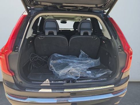 Used 2023 Volvo XC90 T8 Plus w/ Protection Package Premier AWD/4WD image 15