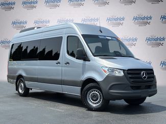 Used 2025 Mercedes-Benz Sprinter 2500 video 2
