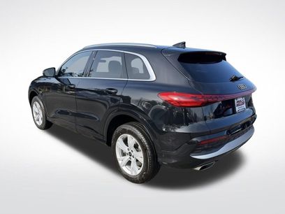 Used 2025 Audi Q5 Premium w/ Convenience Package