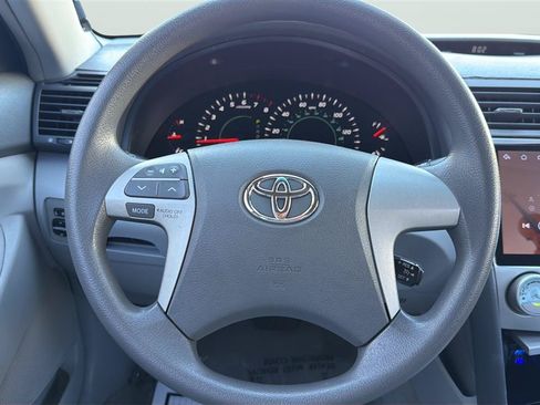 Used 2009 Toyota Camry FWD image 23