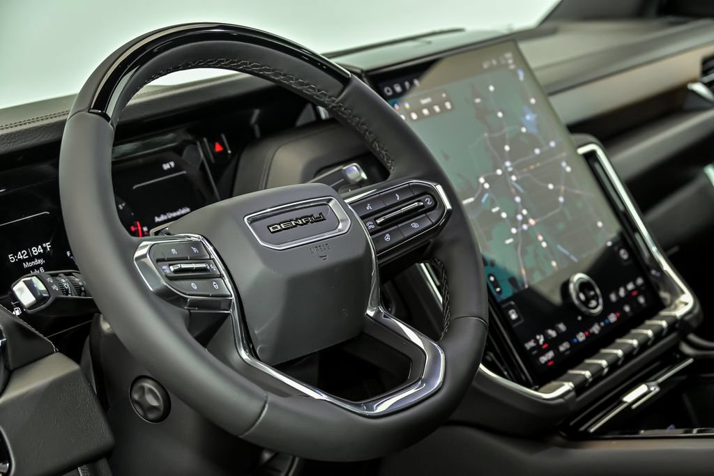 New 2026 GMC Yukon Denali w/ Denali Reserve Package AWD/4WD image 13