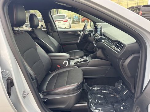 Used 2025 Ford Escape ST-Line Select image 26