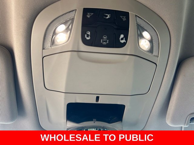 Used 2017 Chrysler Pacifica Touring-L FWD image 27