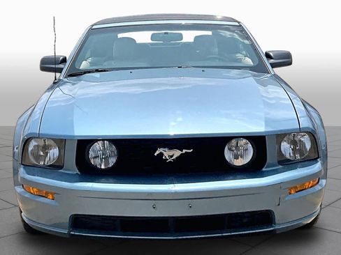 Used 2006 Ford Mustang GT RWD image 3