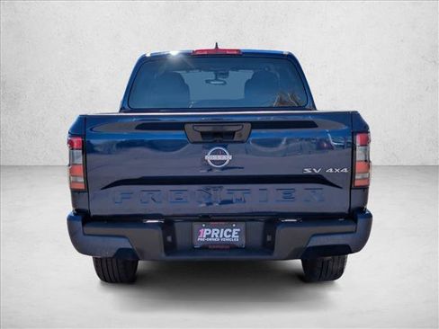 Used 2022 Nissan Frontier SV image 7