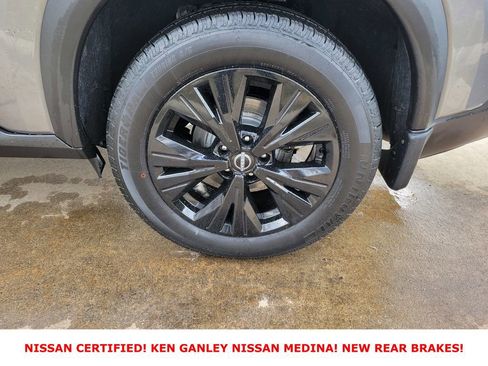Certified 2023 Nissan Rogue SV image 20