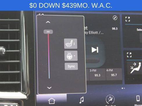 Used 2023 Chrysler Pacifica Touring-L image 39