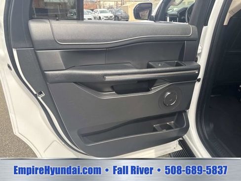 Used 2024 Ford Expedition Max XLT AWD/4WD image 18
