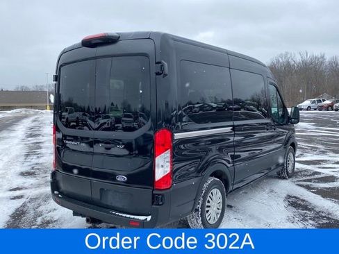 Used 2019 Ford Transit 150 XLT image 3
