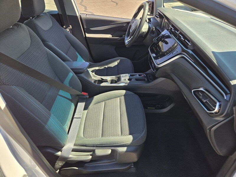 Used 2023 Chevrolet Bolt LT w/ Driver Confidence Package FWD image 15