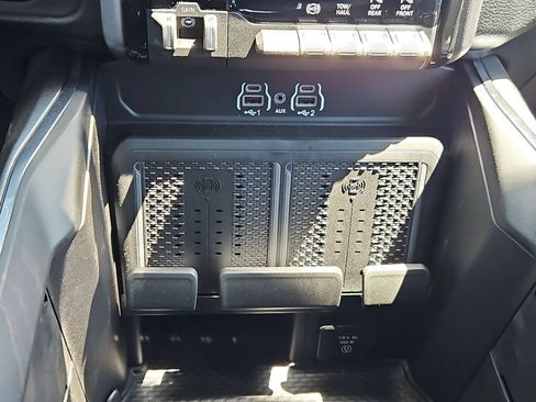 New 2026 RAM 2500 Laramie AWD/4WD image 26