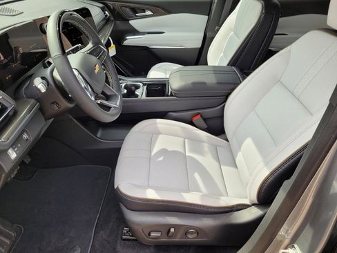 New 2026 Chevrolet Traverse High Country image 17