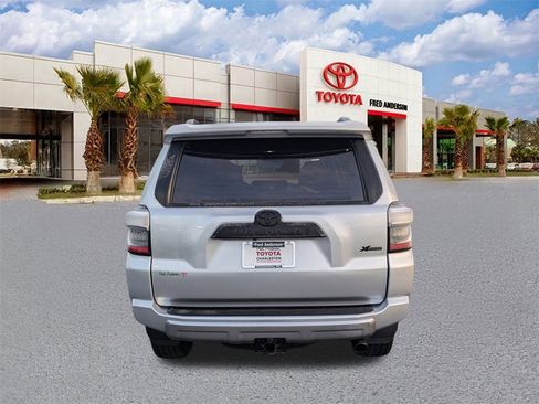 Certified 2024 Toyota 4Runner TRD Off-Road Premium image 6