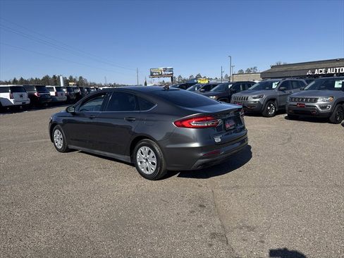 Used 2020 Ford Fusion S FWD image 3
