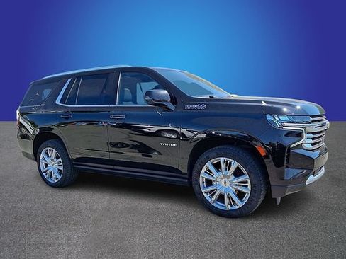 Used 2024 Chevrolet Tahoe High Country w/ Premium Package 2 AWD/4WD image 2