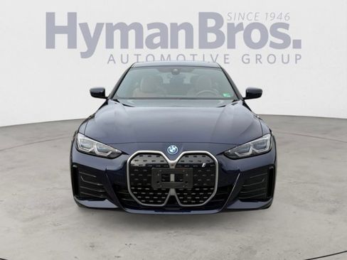 Used 2023 BMW i4 eDrive40 w/ M Sport Package image 8