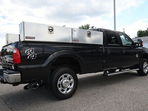 Used 2015 Ford F250 XLT w/ XLT Premium Package AWD/4WD image 7
