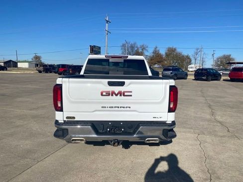 Used 2023 GMC Sierra 1500 SLT w/ SLT Premium Package image 5