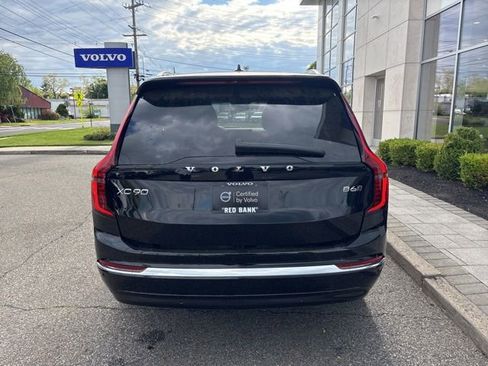 Used 2025 Volvo XC90 B6 Plus AWD/4WD image 4