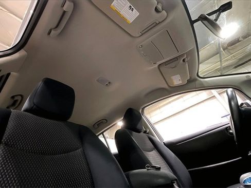 Used 2015 Nissan Leaf S w/ Charge Package image 22