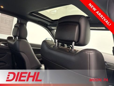 Used 2021 Jeep Grand Cherokee Limited image 13