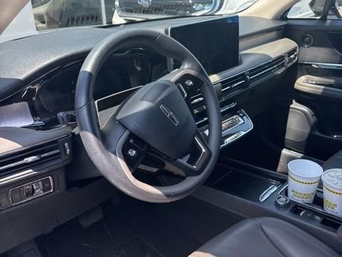 Used 2023 Lincoln Corsair FWD w/ Equipment Group 102A image 13