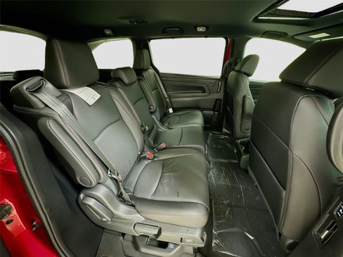Used 2025 Honda Odyssey Sport-L image 26