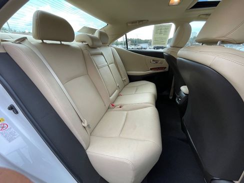 Used 2010 Lexus HS 250h image 25